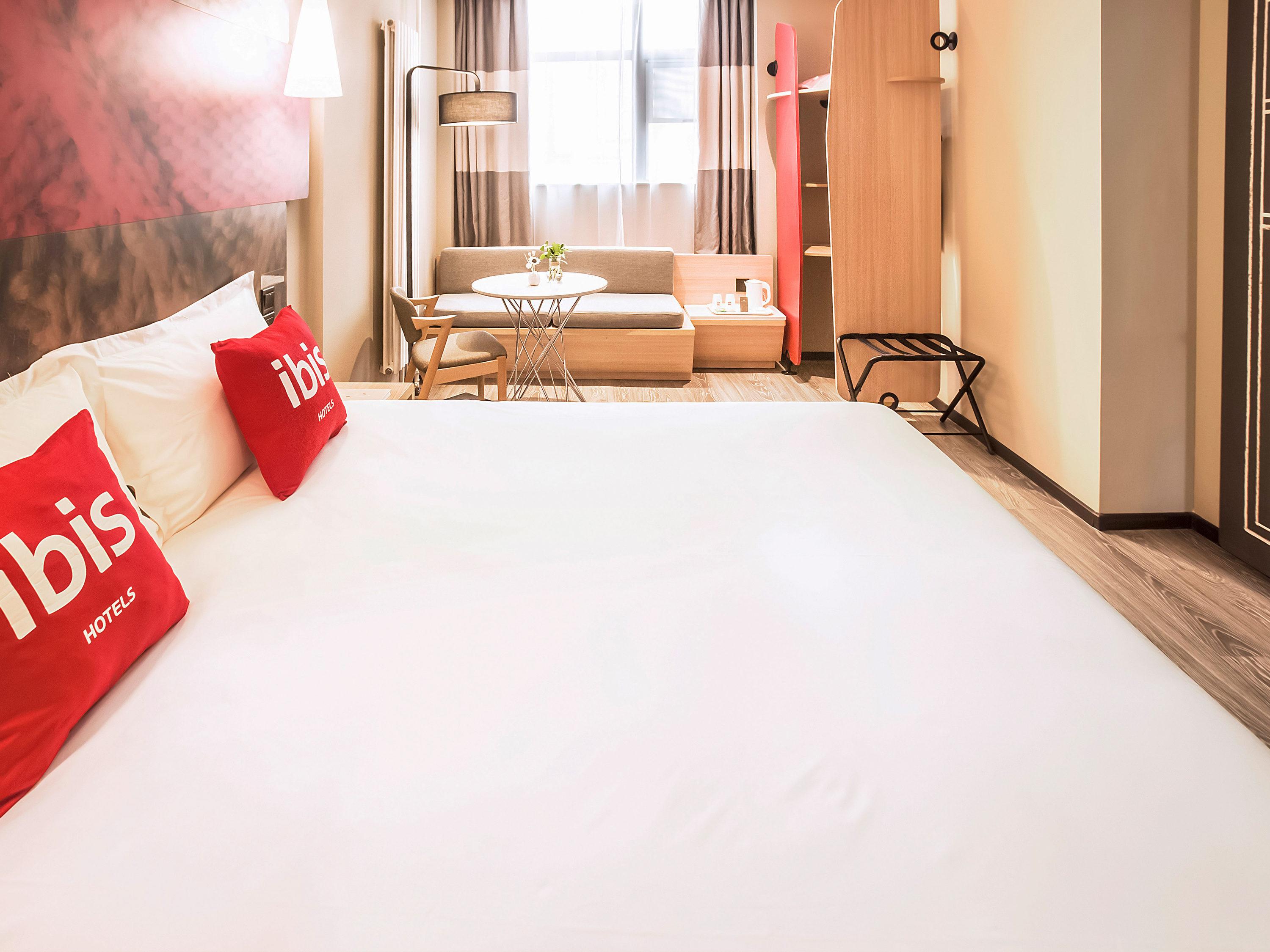 Ibis Zhengzhou Longhai Road Exterior photo